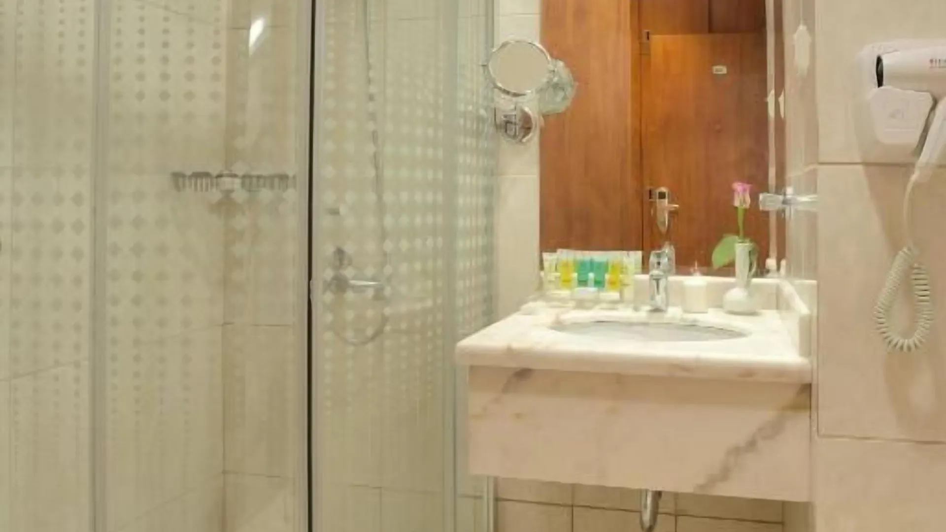 Barakat Burhan Hotel Mecca