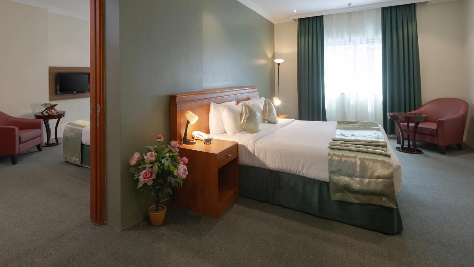 Barakat Burhan Hotel Mecca 4*,